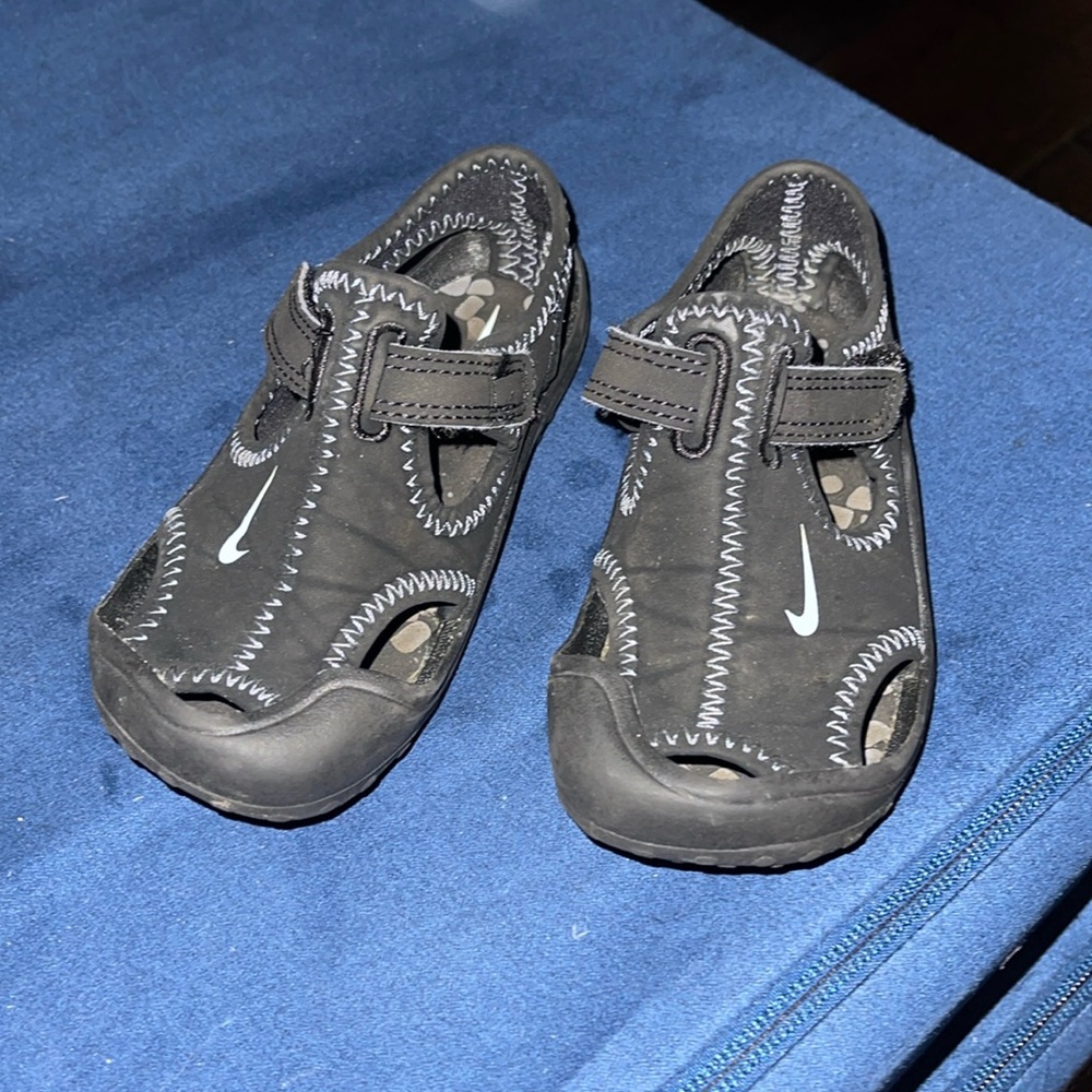 Nike sandals